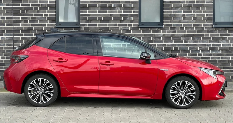 Toyota Corolla cena 84900 przebieg: 89000, rok produkcji 2019 z Szklarska Poręba małe 667